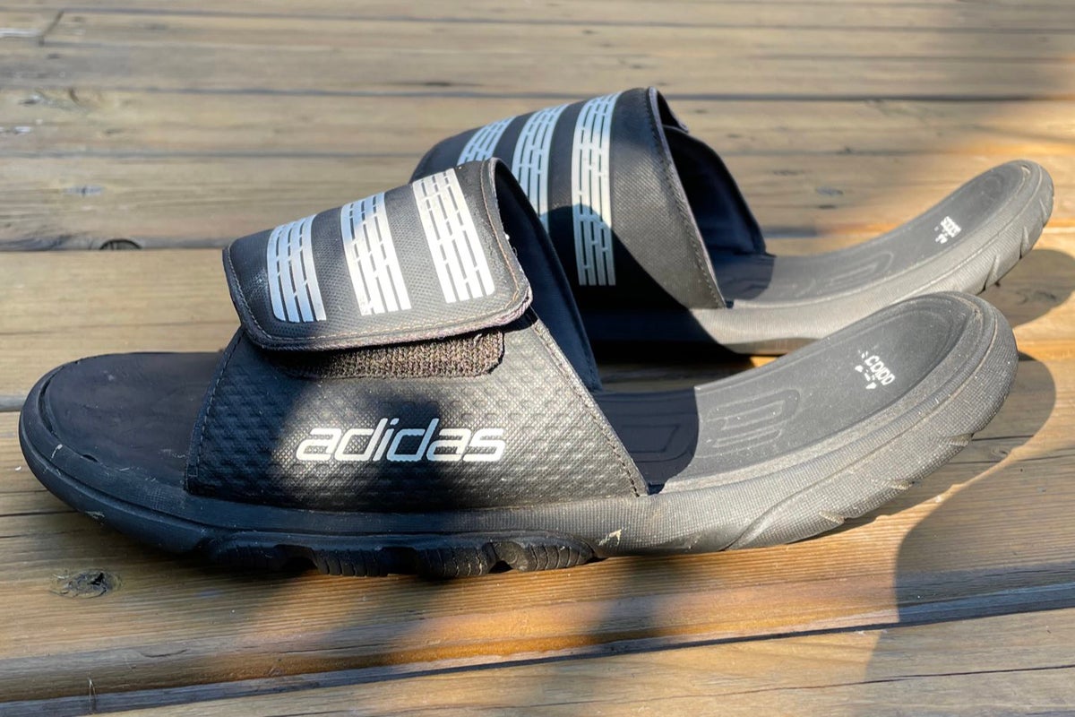 Hogares derretidos, zapatos encogidos y velas deformadas: ola de calor de EE.UU. y Canadá en imágenes