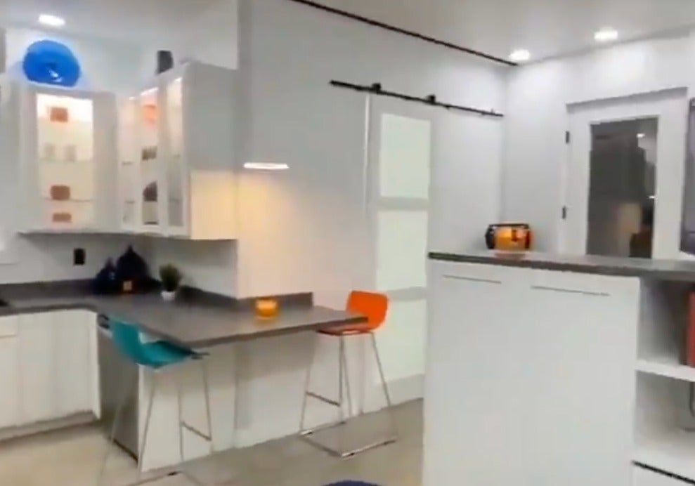 Elon Musk vive en casa de 50 mil dólares pese a ser de los más ricos del mundo