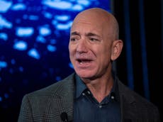 Jeff Bezos renuncia como director ejecutivo de Amazon en el 27 aniversario de la compañía