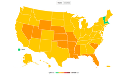Alta probabilidad de contagios y bajas tasas de vacunación por covid en puntos conflictivos de EE.UU., revela mapa