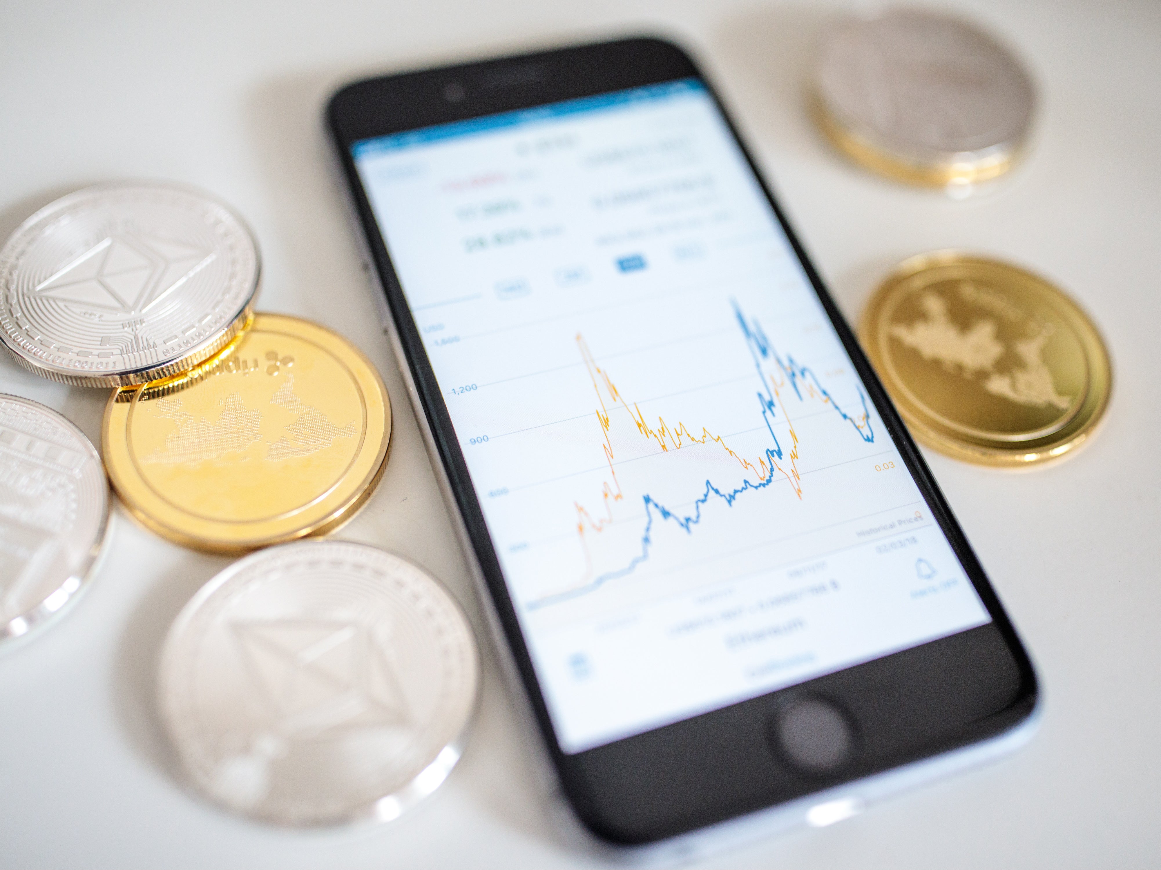 Litecoin: caos en precios de criptomonedas tras anuncio falso de Walmart 