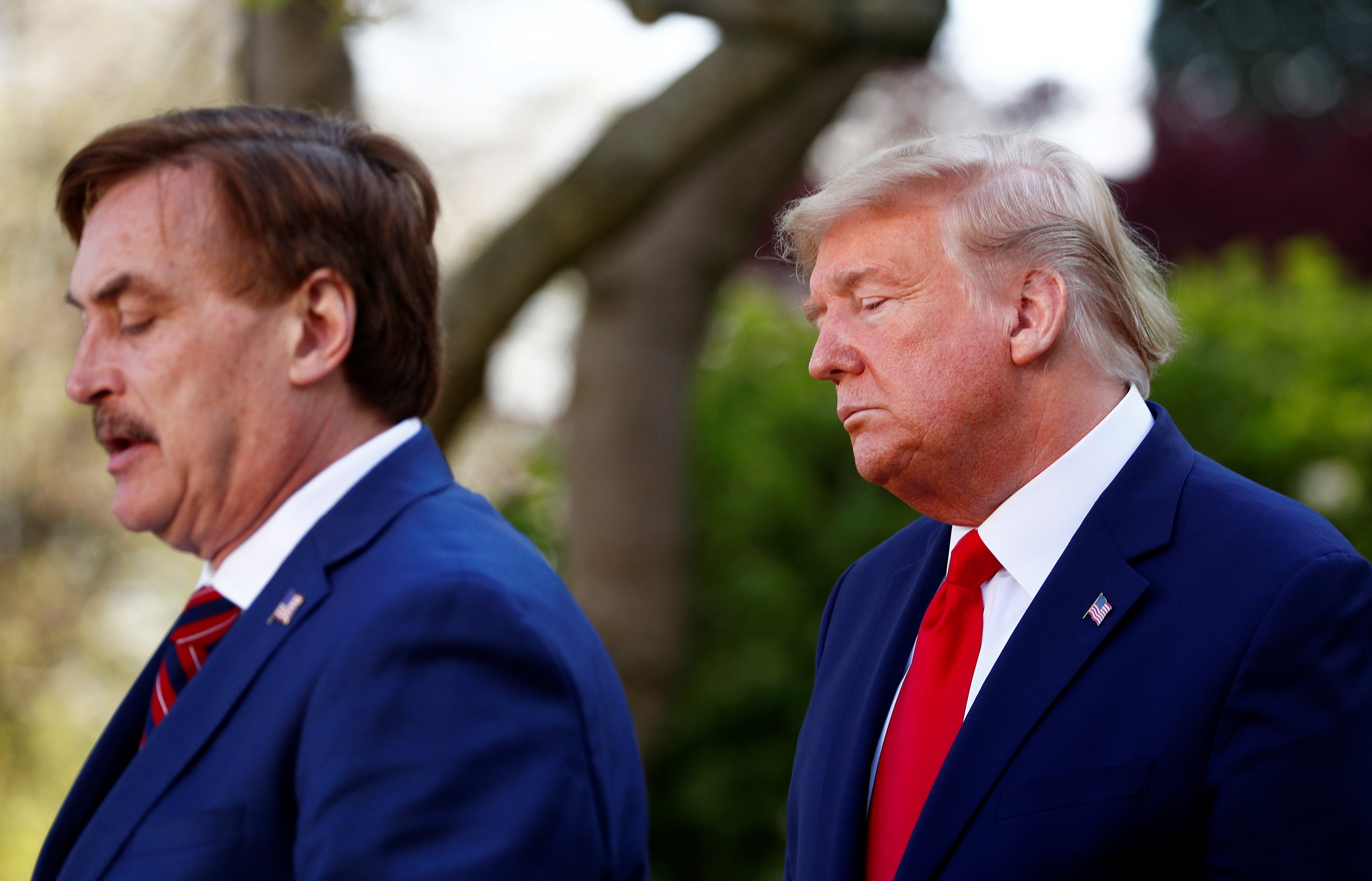 Mike Lindell da la fecha exacta del regreso de Trump a la Casa Blanca en una extraña conspiración