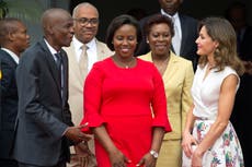 Primera dama de Haití viaja a Miami para recibir asistencia médica