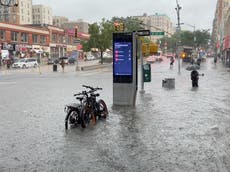 Alexandria Ocasio-Cortez critica a legisladores debido a inundaciones en metro de Nueva York