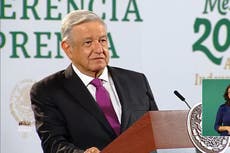 AMLO tacha de “campaña negra” video donde se aprecia a uno de sus hermanos recibiendo dinero