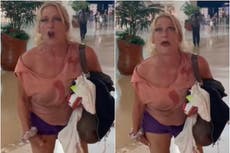 Mujer acusada de delito de odio tras golpear a un niño asiático-americano de 6 años