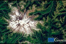 Satélite revela devastador derretimiento en glaciares de Washington luego de histórica ola de calor