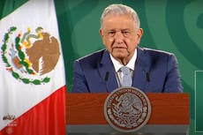 AMLO pide a padres de familia organizarse para regreso a clases presenciales
