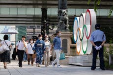 Atleta olímpico y un empleado dan positivo en Tokio