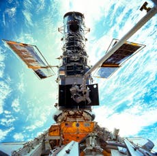Concluye reparación del telescopio espacial Hubble 
