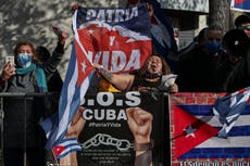 Chile: enfrentamientos y protestas ante consulado de Cuba