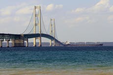 La policía cierra un puente en Michigan por “amenaza de bomba”
