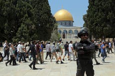 Judíos visitan disputado sitio sagrado en Jerusalén 
