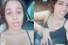 Camila Cabello promueve en TikTok abrazar las “curvas, celulitis y estrías”