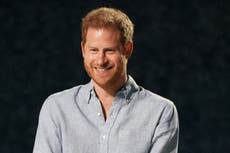 Príncipe Harry escribe sus memorias detallando “los errores y las lecciones aprendidas” en su vida