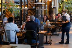 Niveles de anticuerpos siguen siendo elevados nueve meses después de la infección por COVID