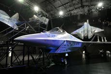 Rusia presenta nuevo avión de combate
