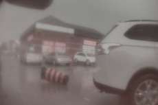 Tesla captura imágenes aterradoras del tornado que atravesó una ciudad canadiense