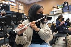 EEUU: Escuelas por decidir si mascarillas serán obligatorias