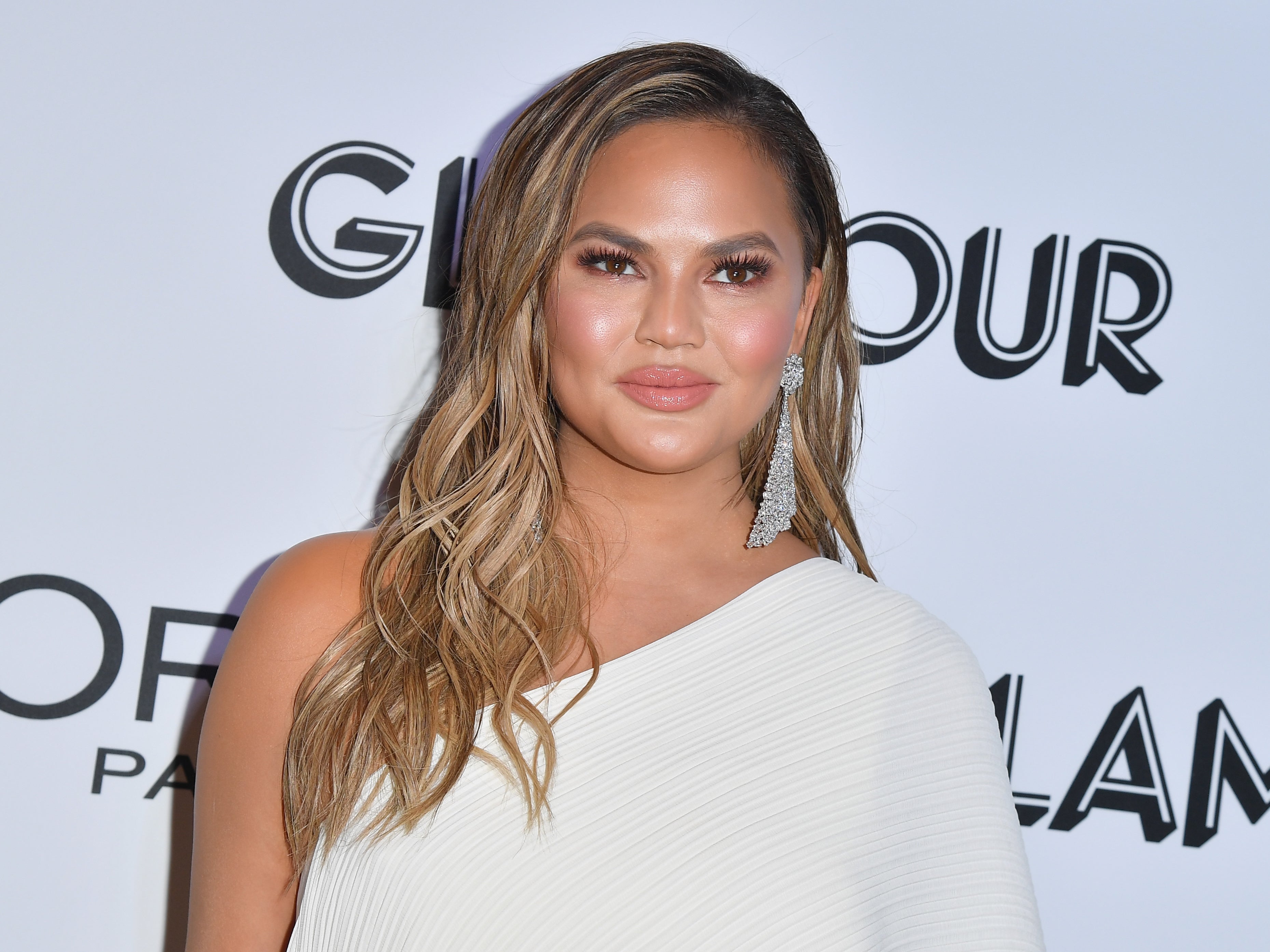 Chrissy Teigen dice que podría estar cancelada ‘para siempre’