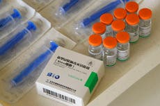 COVID: Cuestionan eficacia de vacuna Sinopharm en ancianos
