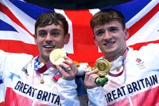 Tom Daley y Matty Lee ganan el oro en clavados sincronizados en los Juegos Olímpicos de Tokio