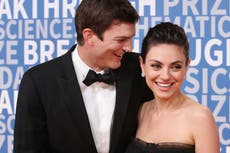 Mila Kunis y Ashton Kutcher comparten sus hábitos en la ducha: solo bañan a sus hijos cuando ‘se les ve la suciedad’
