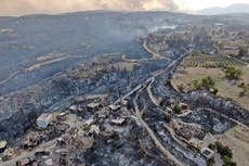 Incendios en Turquía dejan 3 muertos y 58 hospitalizados
