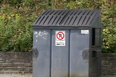 La policía canadiense se disculpa por tirar el cuerpo de una mujer después de confundirlo con un maniquí