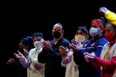 Pesista Hubbard no pasa de primera ronda en debut olímpico