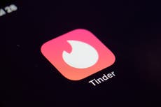 Romance Moderno: Se conocieron en Tinder e hicieron juntos la cuarentena luego de dar positivo al covid-19