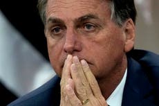 Brasil: Tribunal pide investigar a Jair Bolsonaro por atacar sistema de votación