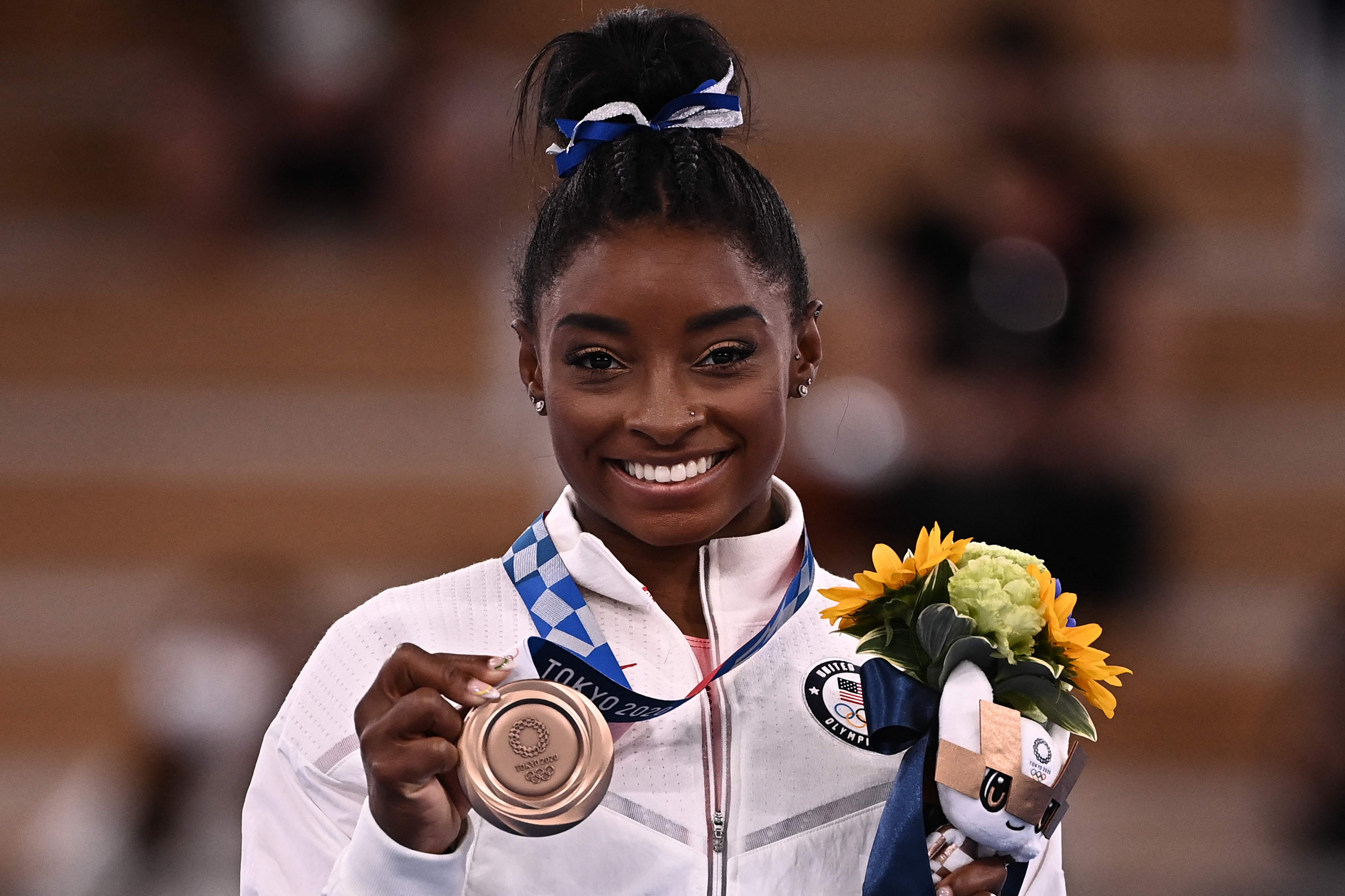 Simone Biles revela que su tía falleció dos días antes de su regreso olímpico