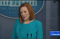 Psaki dice que su hijo puede usar cubrebocas todo el día después que Fox News sugirió que son dañinos para niños