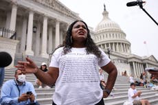 ‘¿Quieres que muera?’, responde Cori Bush a quienes la señalan por contratar seguridad privada