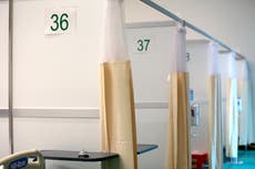 Repunte de casos de COVID-19 afecta a hospitales de EEUU