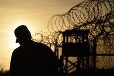 Miembros de la Cámara de Representantes piden a Biden que presione el cierre de la prisión en Guantánamo