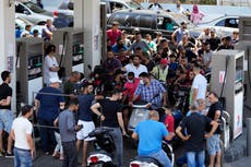Tensiones en Líbano por escasez de gasolina dejan 3 muertos