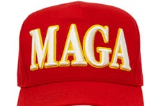Trump rediseña la gorra MAGA en su último intento de recaudación de fondos