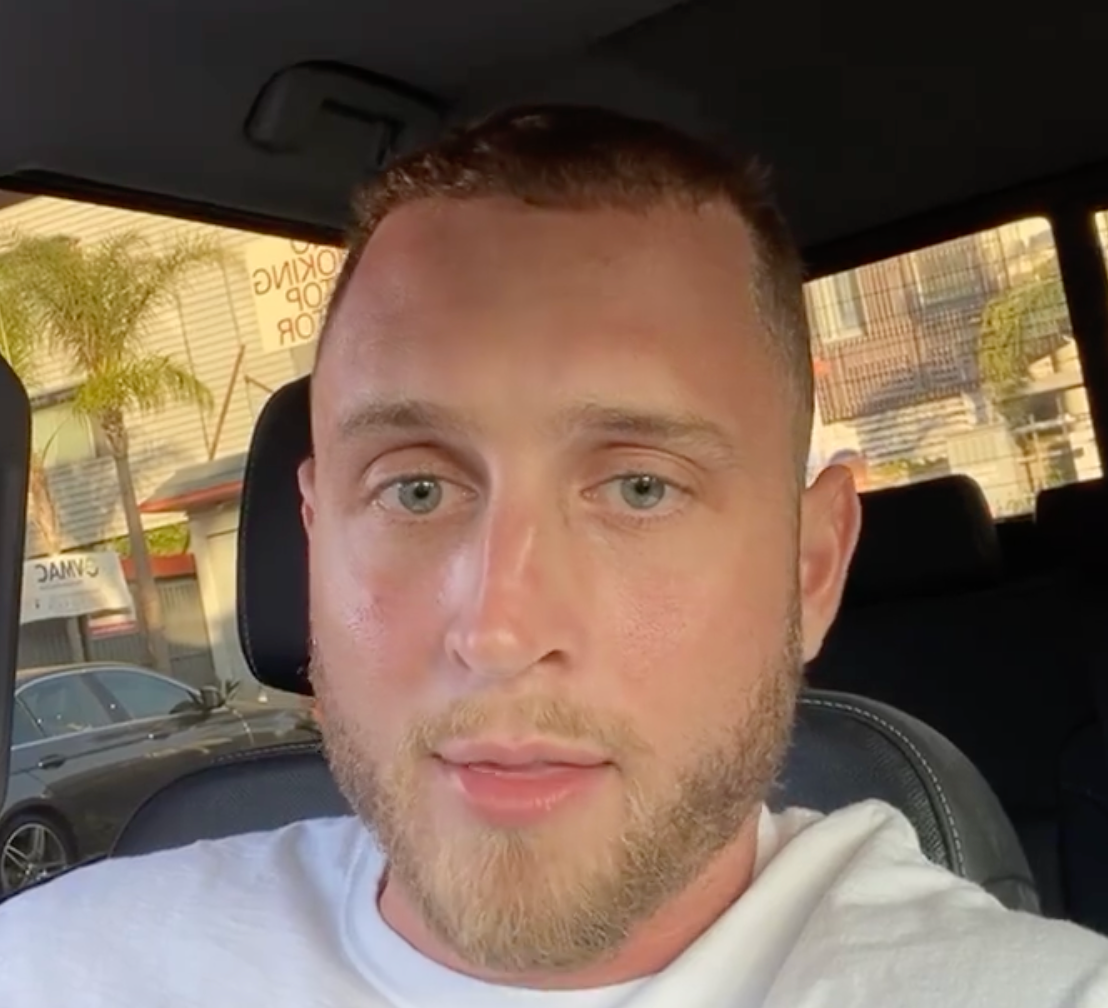 Chet Hanks, hijo de Tom Hanks, despotrica contra las vacunas y cubrebocas en Instagram