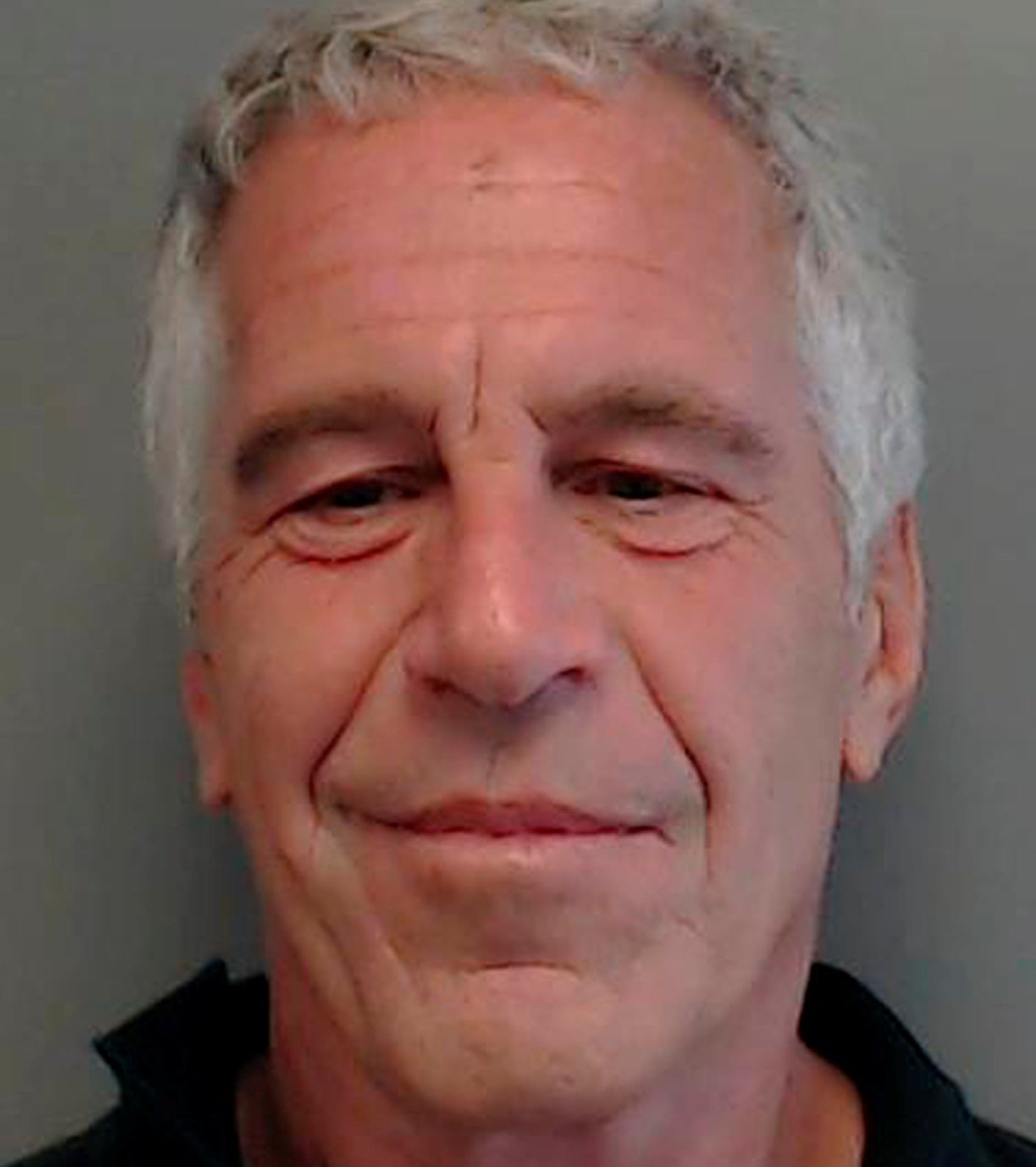 Documentos revelan cómo Jeffrey Epstein pasó sus últimos días en prisión
