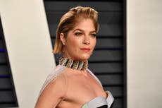 “Dijeron que me preparara para morir”: Selma Blair se sincera sobre su batalla contra la Esclerosis Múltiple