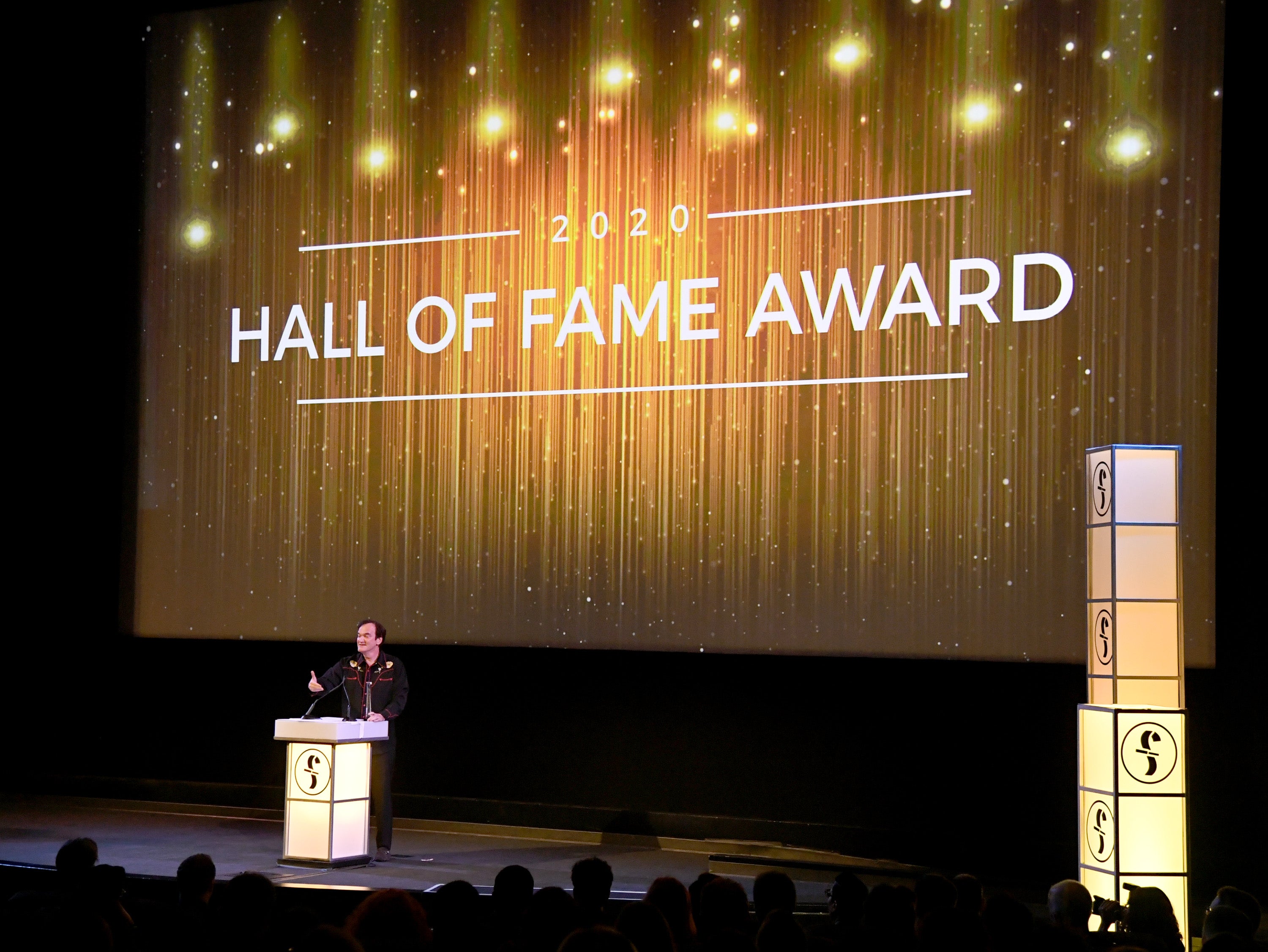 Quentin Tarantino acepta el Hall of Fame Award en 2020.