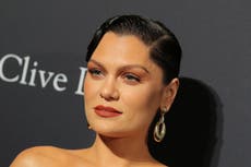Jessie J comparte actualización sobre su salud y revela que ‘no puede pasar un día sin dolor’