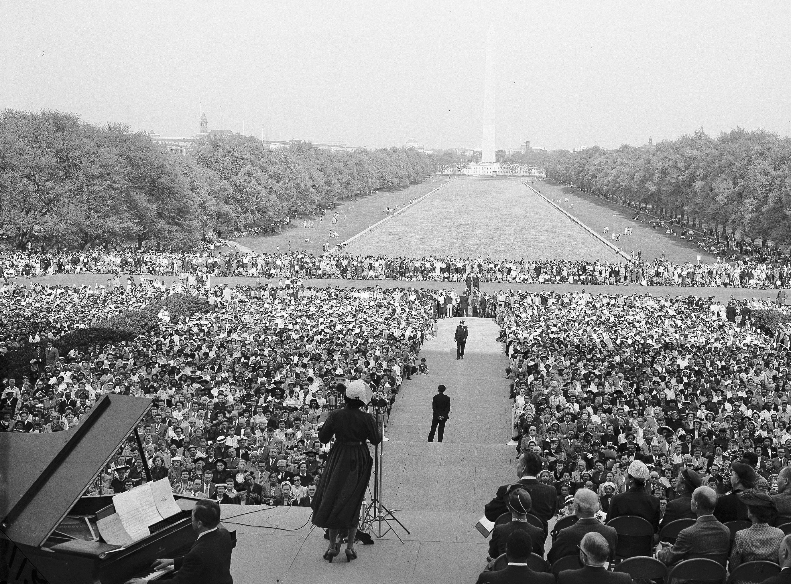 MARIAN ANDERSON