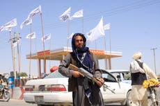 Kabul al alcance de los talibanes mientras Ghani se resiste a la presión para dimitir
