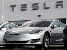 Piloto automático de Tesla enfrentará investigación tras serie de accidentes