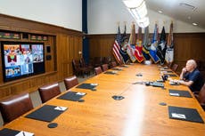 Noticias de Afganistán: ¿Por qué estaban mal los relojes en la sala de situación de Biden?