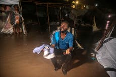 Fred empapa EEUU, Grace vuelve a ser una tormenta tropical