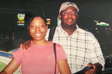 Pareja no vacunada muere de COVID con horas de diferencia